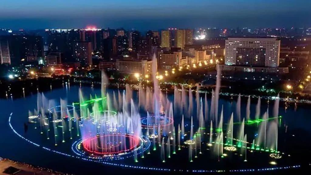 Kaiyuan Lake Musical Fountain