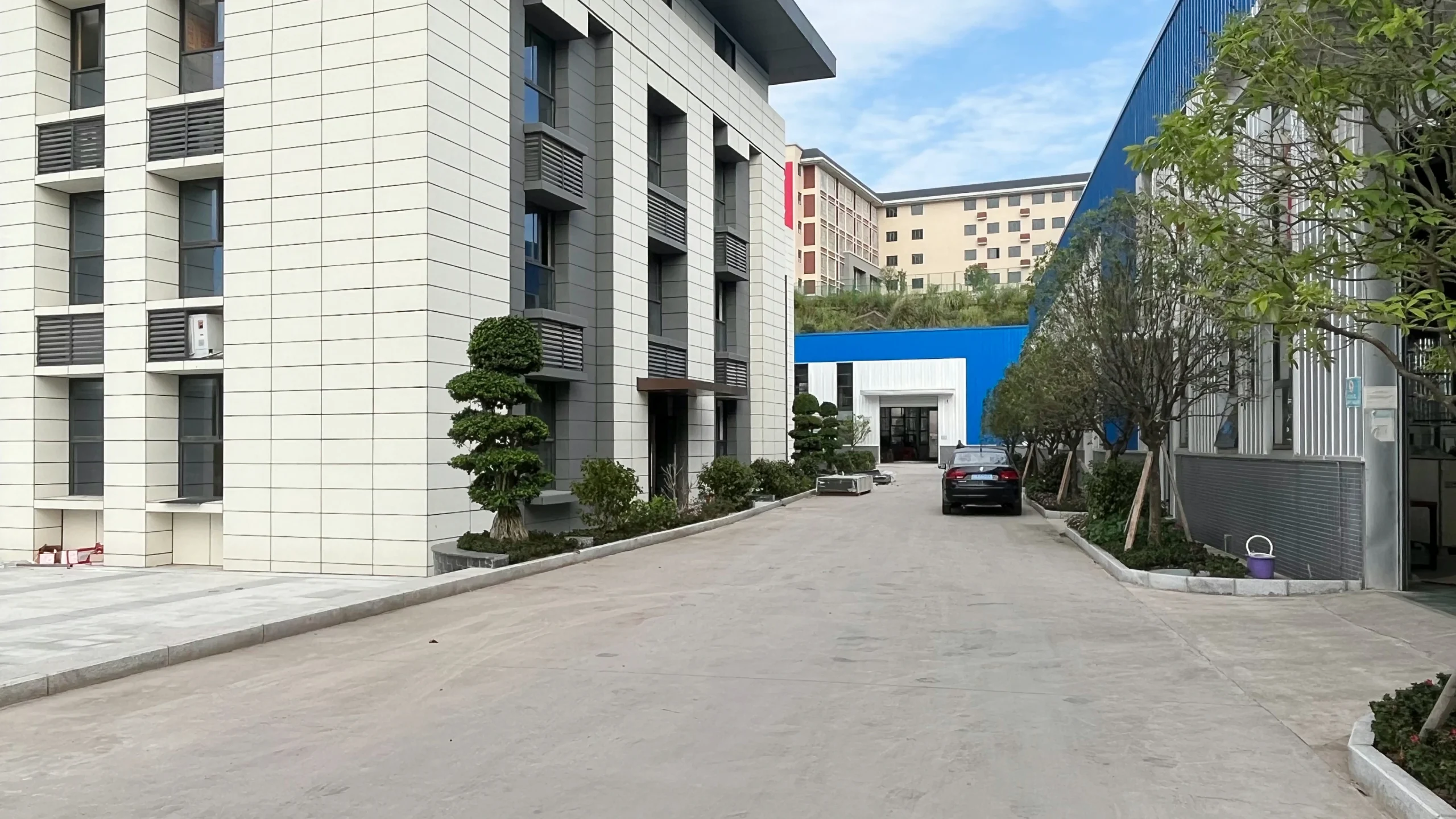 Exterior view of Huaxin Fountain Factory 01
